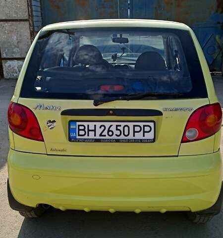 Желтый Дэу Матиз, объемом двигателя 0.8 л и пробегом 260 тыс. км за 1900 $, фото 3 на Automoto.ua