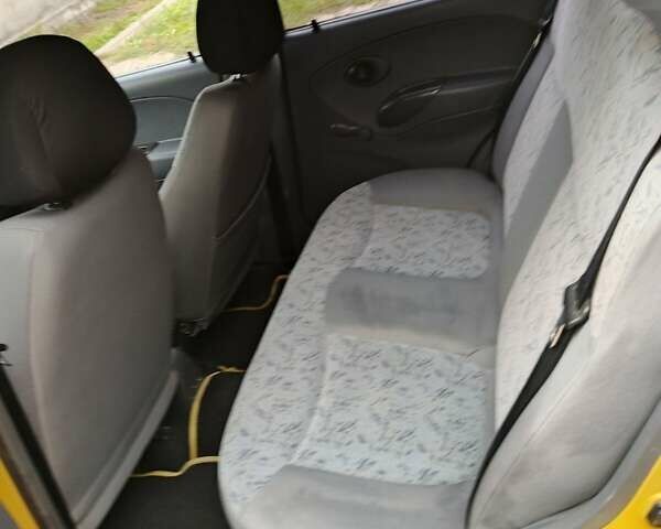 Жовтий Деу Матіз, об'ємом двигуна 0.8 л та пробігом 76 тис. км за 2300 $, фото 1 на Automoto.ua