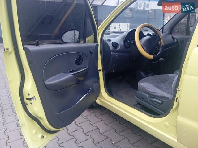 Жовтий Деу Матіз, об'ємом двигуна 0.8 л та пробігом 117 тис. км за 2550 $, фото 8 на Automoto.ua