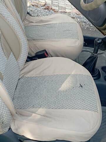 Желтый Дэу Матиз, объемом двигателя 0.8 л и пробегом 200 тыс. км за 1100 $, фото 11 на Automoto.ua