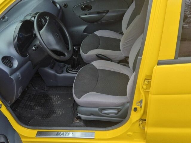 Жовтий Деу Матіз, об'ємом двигуна 0.8 л та пробігом 156 тис. км за 2750 $, фото 4 на Automoto.ua