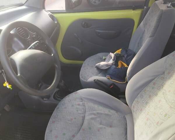 Желтый Дэу Матиз, объемом двигателя 0.8 л и пробегом 178 тыс. км за 1950 $, фото 7 на Automoto.ua