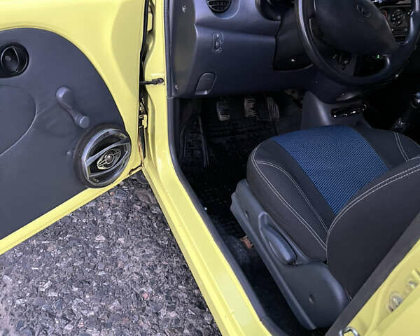 Жовтий Деу Матіз, об'ємом двигуна 0.8 л та пробігом 160 тис. км за 2700 $, фото 13 на Automoto.ua