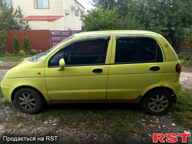 Желтый Дэу Матиз, объемом двигателя 1 л и пробегом 159 тыс. км за 1900 $, фото 3 на Automoto.ua