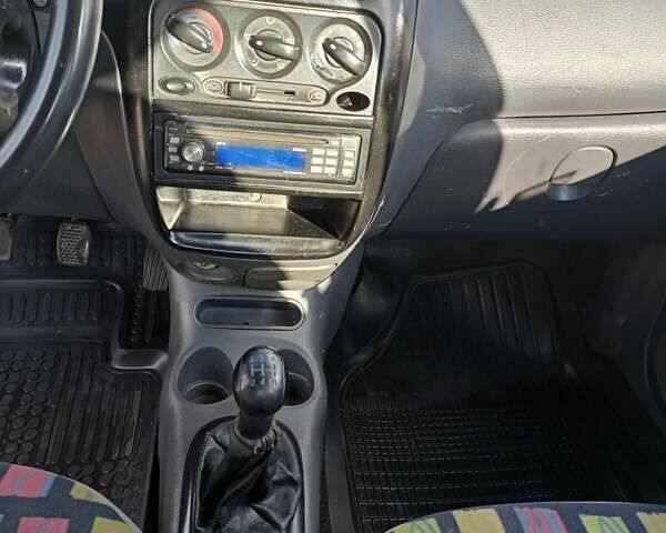 Жовтий Деу Матіз, об'ємом двигуна 1 л та пробігом 169 тис. км за 2300 $, фото 14 на Automoto.ua