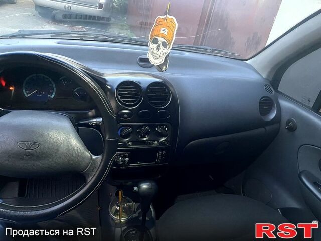 Желтый Дэу Матиз, объемом двигателя 0.8 л и пробегом 215 тыс. км за 1700 $, фото 4 на Automoto.ua