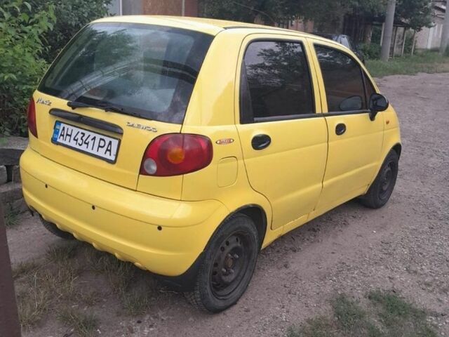 Желтый Дэу Матиз, объемом двигателя 0.8 л и пробегом 120 тыс. км за 2600 $, фото 2 на Automoto.ua