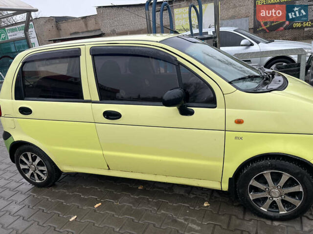 Жовтий Деу Матіз, об'ємом двигуна 0.8 л та пробігом 155 тис. км за 1650 $, фото 5 на Automoto.ua