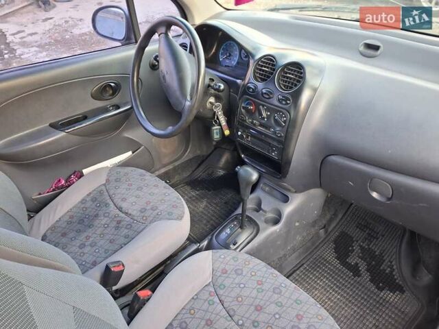 Желтый Дэу Матиз, объемом двигателя 0.8 л и пробегом 100 тыс. км за 2700 $, фото 6 на Automoto.ua