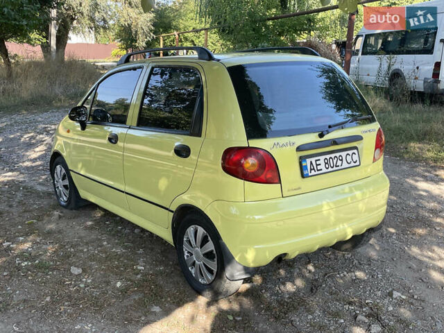 Желтый Дэу Матиз, объемом двигателя 0.8 л и пробегом 149 тыс. км за 3100 $, фото 1 на Automoto.ua