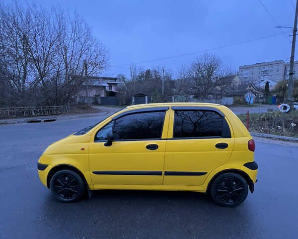 Желтый Дэу Матиз, объемом двигателя 0.8 л и пробегом 93 тыс. км за 2999 $, фото 4 на Automoto.ua