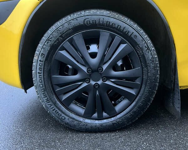 Желтый Дэу Матиз, объемом двигателя 0.8 л и пробегом 93 тыс. км за 2999 $, фото 14 на Automoto.ua