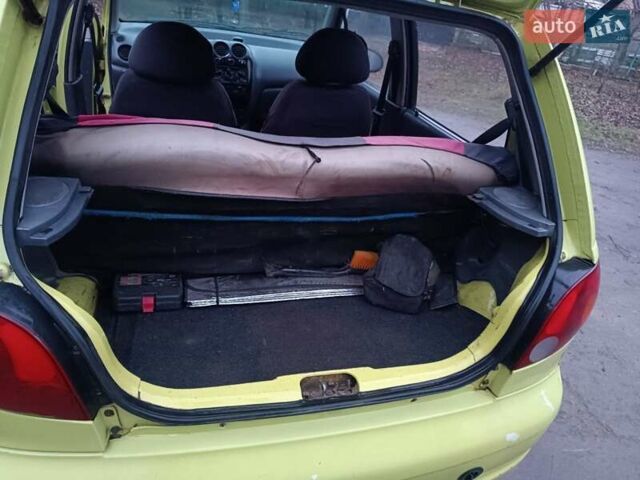 Жовтий Деу Матіз, об'ємом двигуна 0.8 л та пробігом 143 тис. км за 2300 $, фото 7 на Automoto.ua