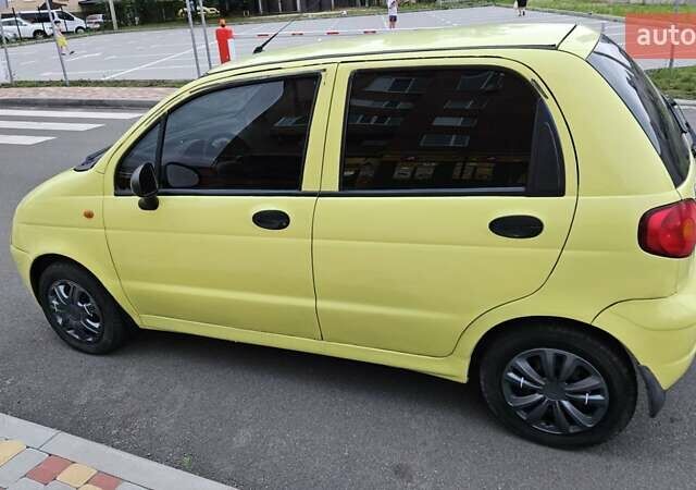 Жовтий Деу Матіз, об'ємом двигуна 0.8 л та пробігом 135 тис. км за 2750 $, фото 6 на Automoto.ua