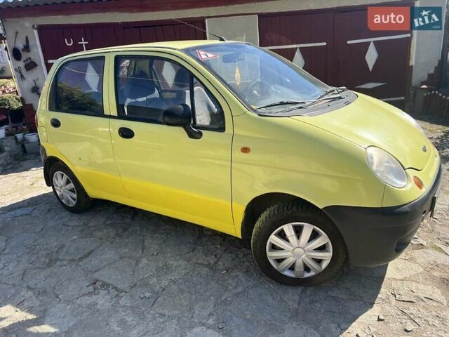 Жовтий Деу Матіз, об'ємом двигуна 0.8 л та пробігом 156 тис. км за 1700 $, фото 3 на Automoto.ua
