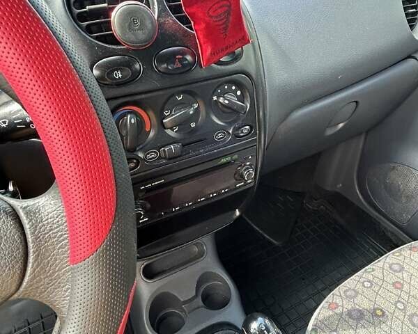 Желтый Дэу Матиз, объемом двигателя 0.8 л и пробегом 268 тыс. км за 1300 $, фото 5 на Automoto.ua