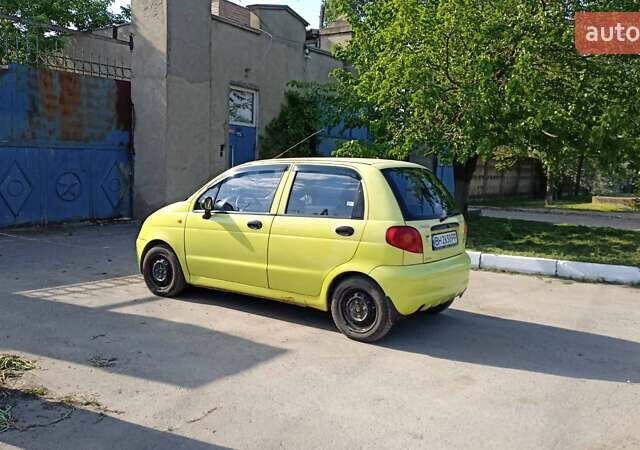 Желтый Дэу Матиз, объемом двигателя 0.8 л и пробегом 260 тыс. км за 1900 $, фото 2 на Automoto.ua