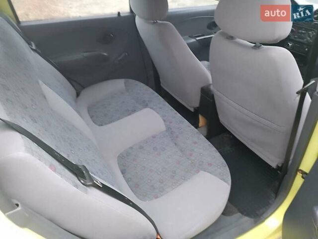 Желтый Дэу Матиз, объемом двигателя 0.8 л и пробегом 103 тыс. км за 2700 $, фото 1 на Automoto.ua