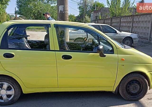 Желтый Дэу Матиз, объемом двигателя 0.8 л и пробегом 260 тыс. км за 1900 $, фото 1 на Automoto.ua