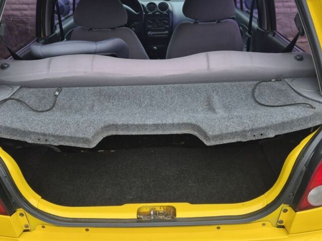 Жовтий Деу Матіз, об'ємом двигуна 0.8 л та пробігом 156 тис. км за 2750 $, фото 9 на Automoto.ua