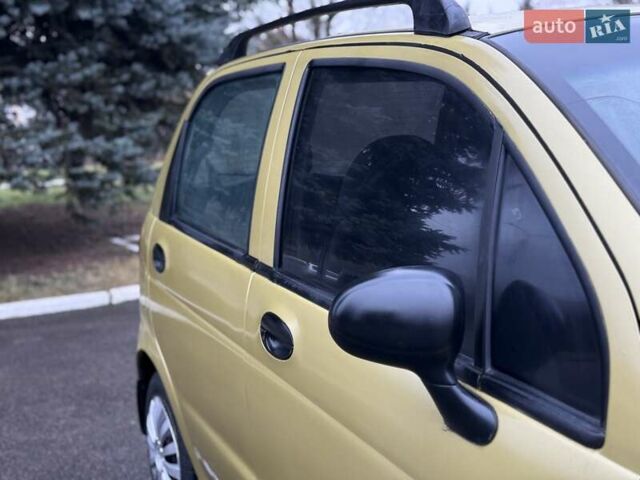 Желтый Дэу Матиз, объемом двигателя 0.8 л и пробегом 115 тыс. км за 1950 $, фото 13 на Automoto.ua