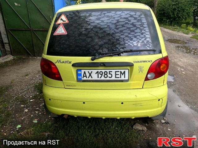 Желтый Дэу Матиз, объемом двигателя 1 л и пробегом 159 тыс. км за 1900 $, фото 2 на Automoto.ua