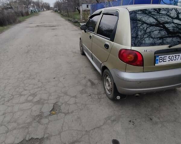 Желтый Дэу Матиз, объемом двигателя 1 л и пробегом 154 тыс. км за 2700 $, фото 4 на Automoto.ua
