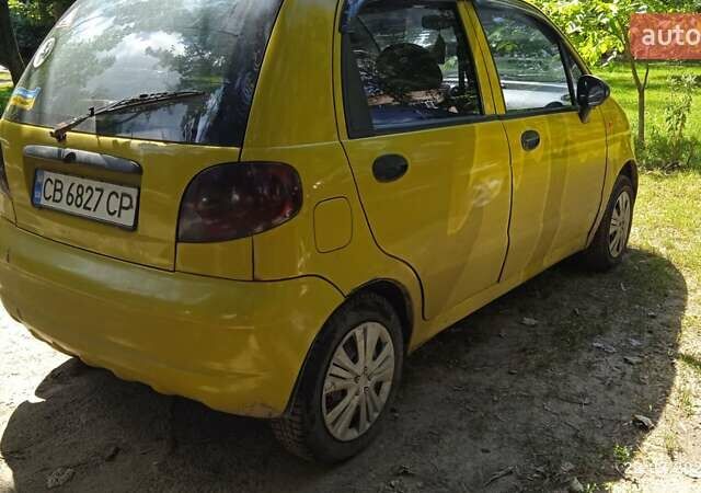Желтый Дэу Матиз, объемом двигателя 0.8 л и пробегом 180 тыс. км за 1700 $, фото 7 на Automoto.ua