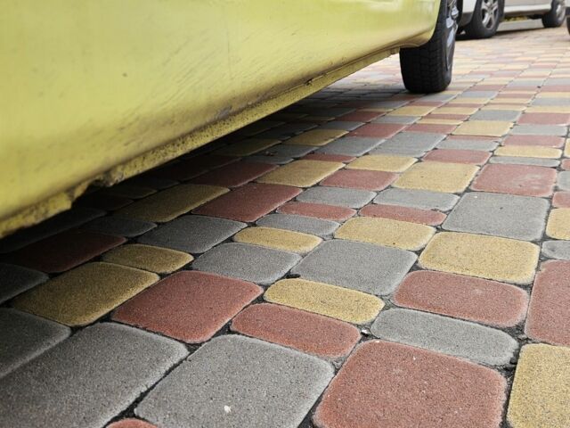 Желтый Дэу Матиз, объемом двигателя 0.8 л и пробегом 130 тыс. км за 2400 $, фото 6 на Automoto.ua