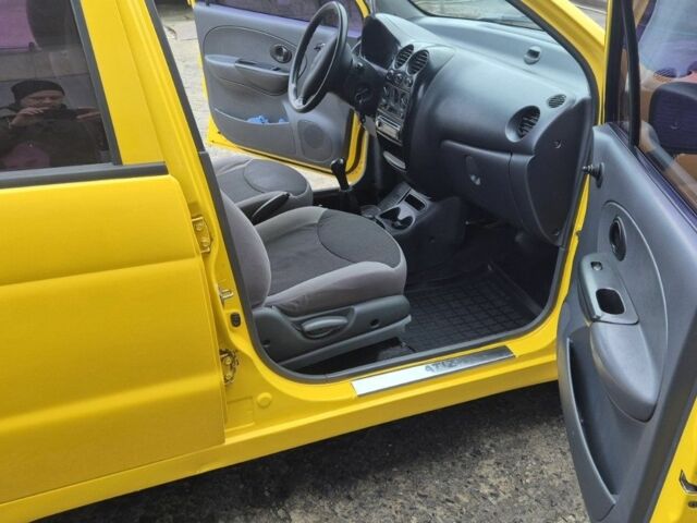 Жовтий Деу Матіз, об'ємом двигуна 0.8 л та пробігом 156 тис. км за 2750 $, фото 7 на Automoto.ua