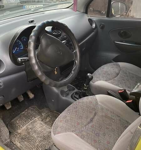 Жовтий Деу Матіз, об'ємом двигуна 0.8 л та пробігом 110 тис. км за 2100 $, фото 3 на Automoto.ua