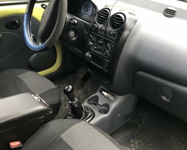 Дэу Матиз 2007 в Кременчуге на Automoto.ua Желтый Дэу Матиз, объемом двигателя 0.8 л и пробегом 114 тыс. км за 2200 $, фото 3 на Automoto.ua