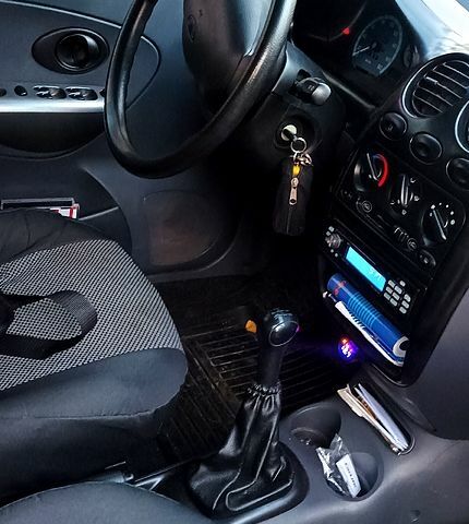 Желтый Дэу Матиз, объемом двигателя 1 л и пробегом 129 тыс. км за 2500 $, фото 7 на Automoto.ua