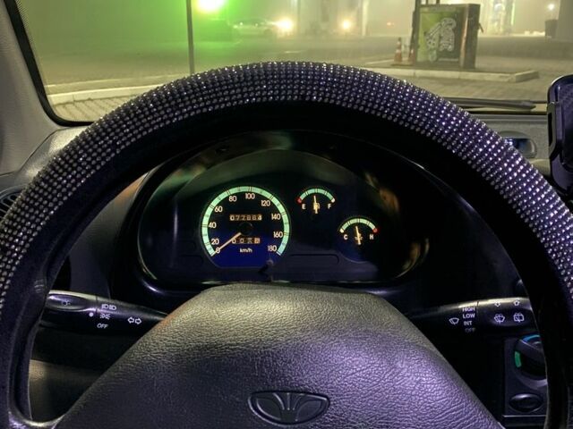 Желтый Дэу Матиз, объемом двигателя 0.8 л и пробегом 77 тыс. км за 2800 $, фото 8 на Automoto.ua