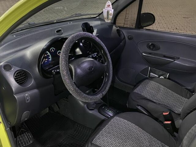 Желтый Дэу Матиз, объемом двигателя 0.8 л и пробегом 77 тыс. км за 2800 $, фото 4 на Automoto.ua