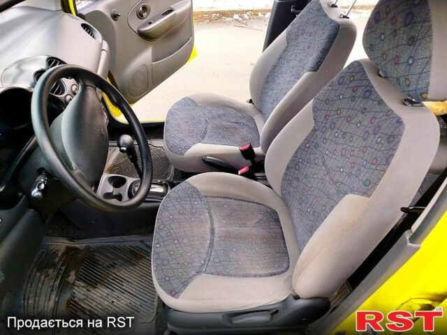 Желтый Дэу Матиз, объемом двигателя 0.8 л и пробегом 90 тыс. км за 3200 $, фото 10 на Automoto.ua