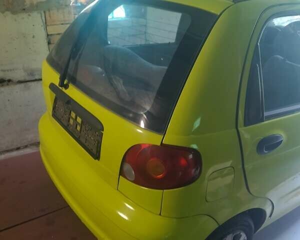 Жовтий Деу Матіз, об'ємом двигуна 0.8 л та пробігом 118 тис. км за 850 $, фото 3 на Automoto.ua