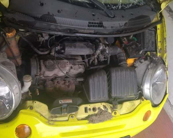 Жовтий Деу Матіз, об'ємом двигуна 0.8 л та пробігом 118 тис. км за 850 $, фото 6 на Automoto.ua