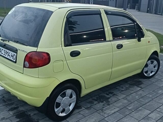 Желтый Дэу Матиз, объемом двигателя 0.8 л и пробегом 82 тыс. км за 3100 $, фото 3 на Automoto.ua