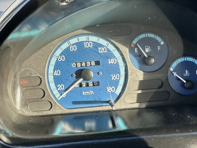 Желтый Дэу Матиз, объемом двигателя 0.8 л и пробегом 94 тыс. км за 2600 $, фото 7 на Automoto.ua