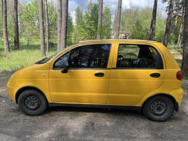 Желтый Дэу Матиз, объемом двигателя 0.8 л и пробегом 150 тыс. км за 1600 $, фото 2 на Automoto.ua