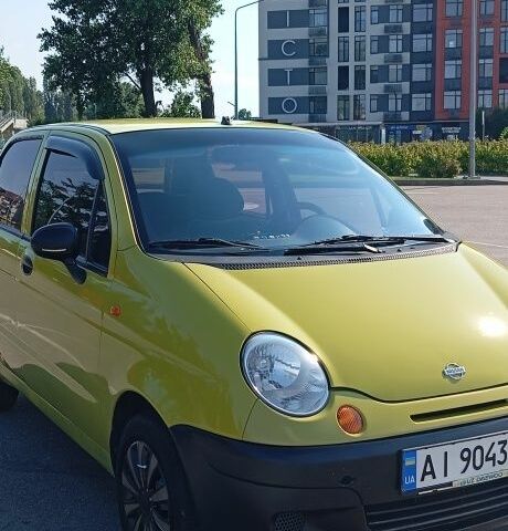 Желтый Дэу Матиз, объемом двигателя 0.8 л и пробегом 165 тыс. км за 2300 $, фото 6 на Automoto.ua