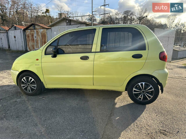 Жовтий Деу Матіз, об'ємом двигуна 0.8 л та пробігом 94 тис. км за 2550 $, фото 4 на Automoto.ua