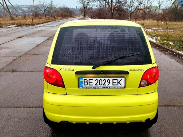 Желтый Дэу Матиз, объемом двигателя 0.8 л и пробегом 90 тыс. км за 3200 $, фото 3 на Automoto.ua