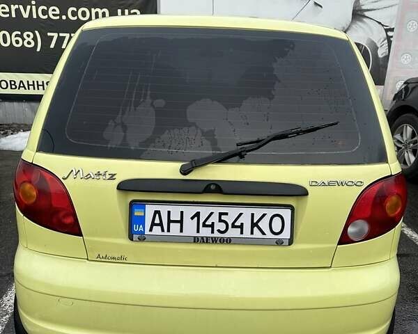 Желтый Дэу Матиз, объемом двигателя 0.8 л и пробегом 50 тыс. км за 2900 $, фото 1 на Automoto.ua