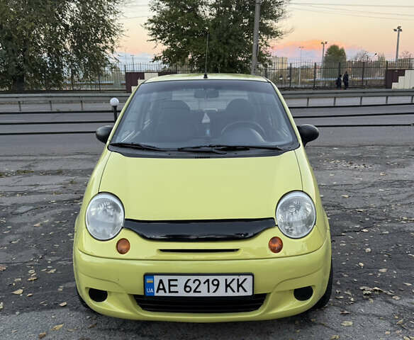 Дэу Матиз 2008 в Днепре (Днепропетровске) на Automoto.ua Желтый Дэу Матиз, объемом двигателя 0.8 л и пробегом 202 тыс. км за 2999 $, фото 1 на Automoto.ua