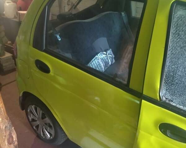 Жовтий Деу Матіз, об'ємом двигуна 0.8 л та пробігом 118 тис. км за 850 $, фото 2 на Automoto.ua
