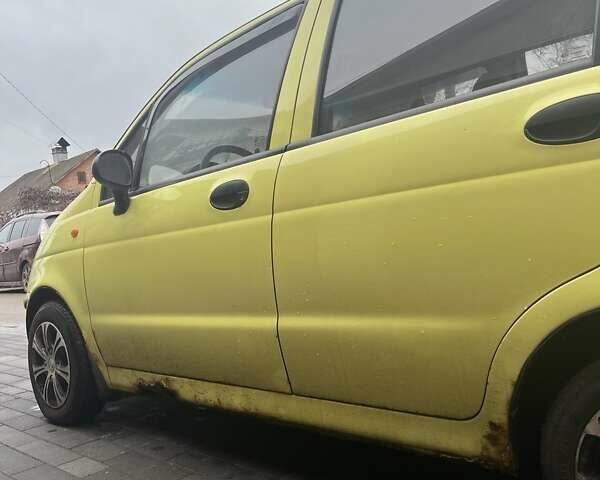 Жовтий Деу Матіз, об'ємом двигуна 0.8 л та пробігом 80 тис. км за 2100 $, фото 4 на Automoto.ua