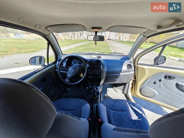 Жовтий Деу Матіз, об'ємом двигуна 0.8 л та пробігом 75 тис. км за 2550 $, фото 6 на Automoto.ua
