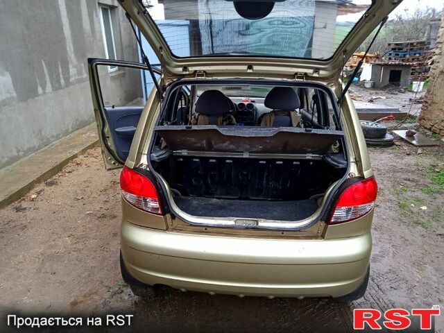 Жовтий Деу Матіз, об'ємом двигуна 0.8 л та пробігом 64 тис. км за 3300 $, фото 4 на Automoto.ua